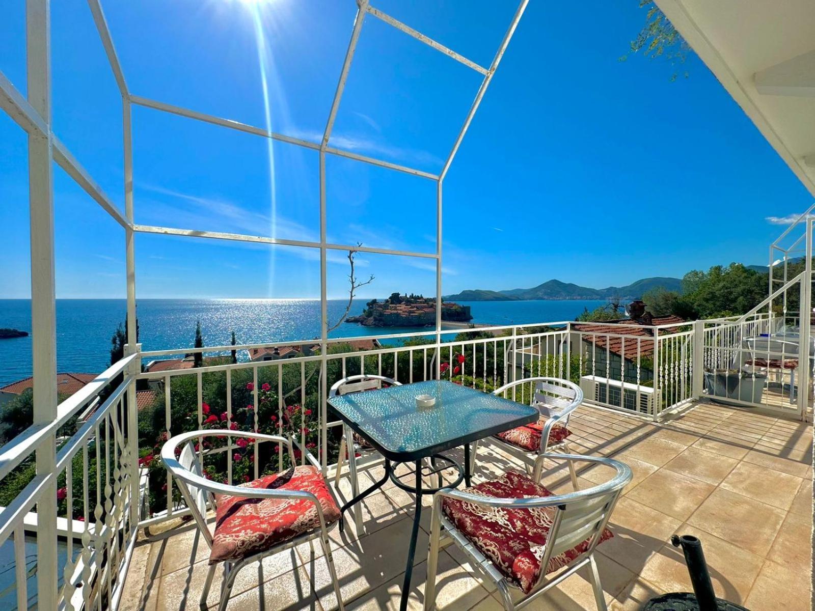 Sun Rose Apartments Sveti Stefan Exterior photo