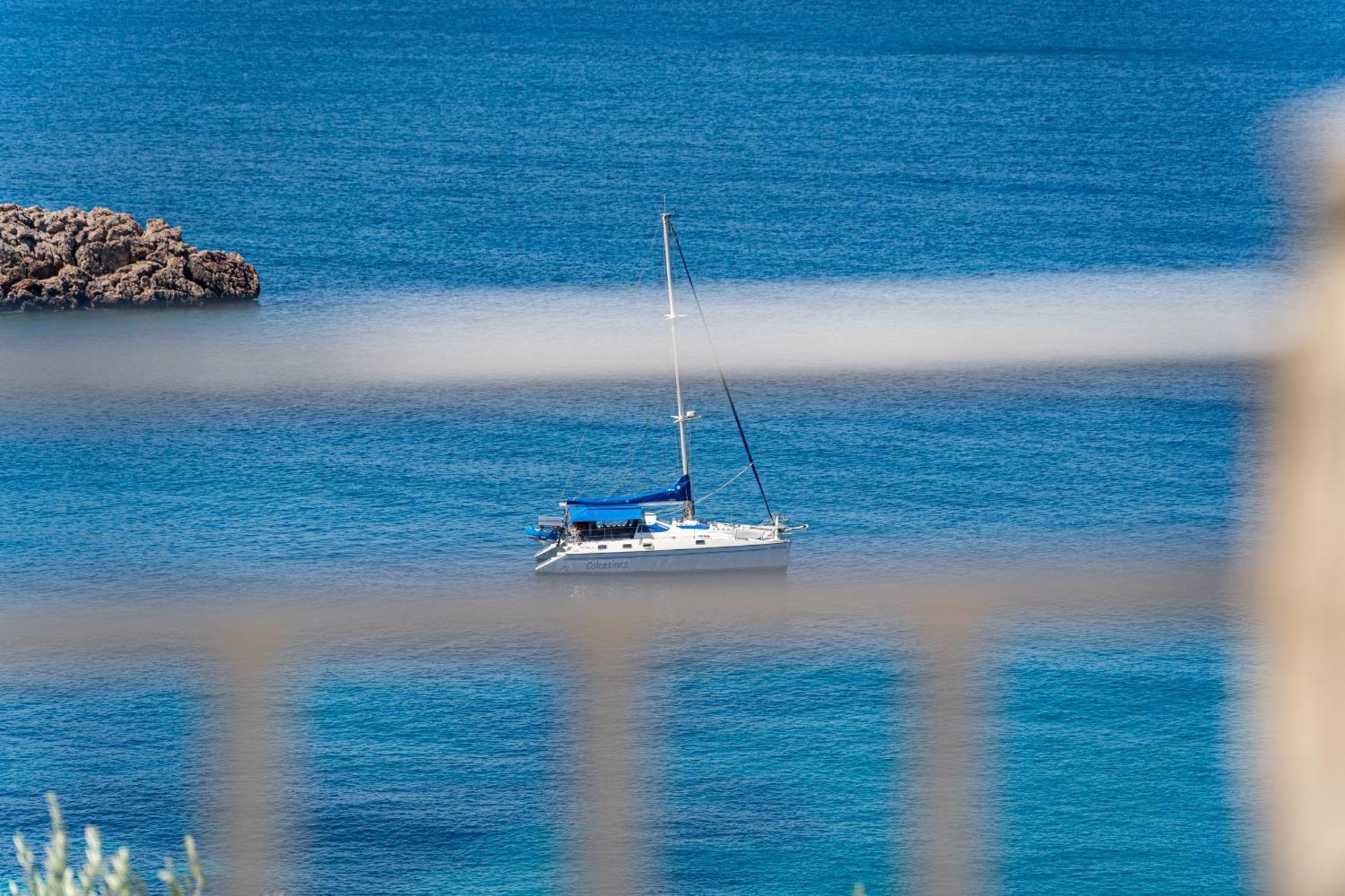 Sun Rose Apartments Sveti Stefan Room photo