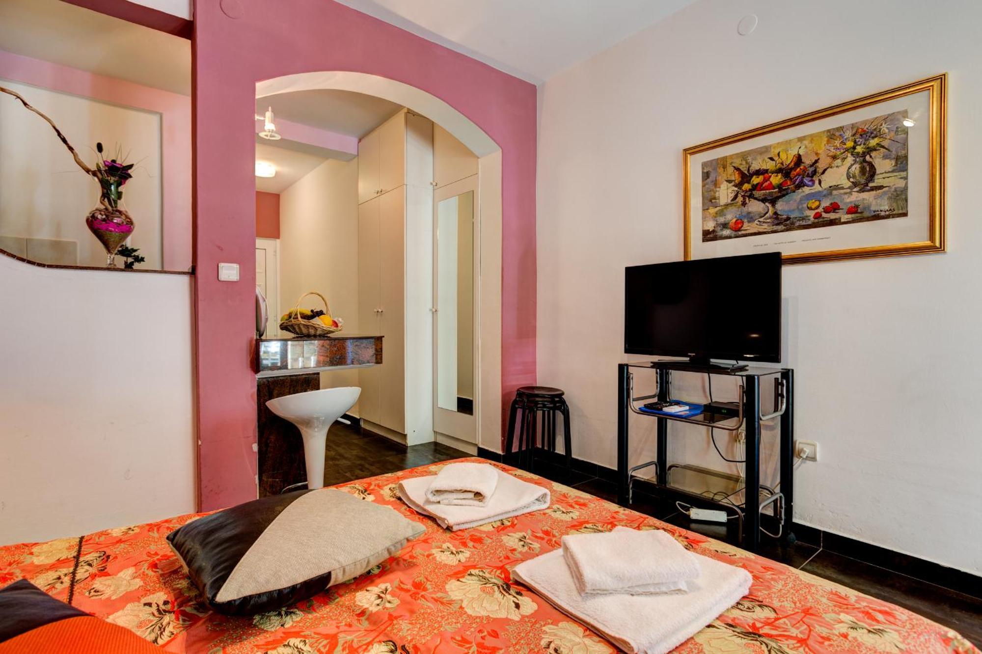 Sun Rose Apartments Sveti Stefan Room photo